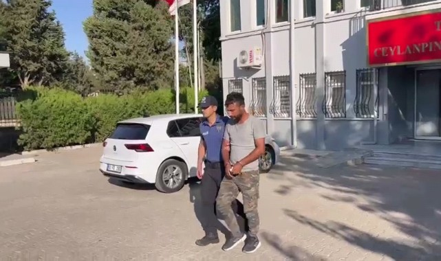 Hırsızlıktan aranıyorlardı yakayı ele verdiler!