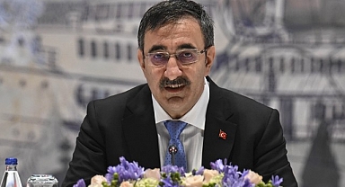 "İş dünyasının önünü açmaya devam edeceğiz"