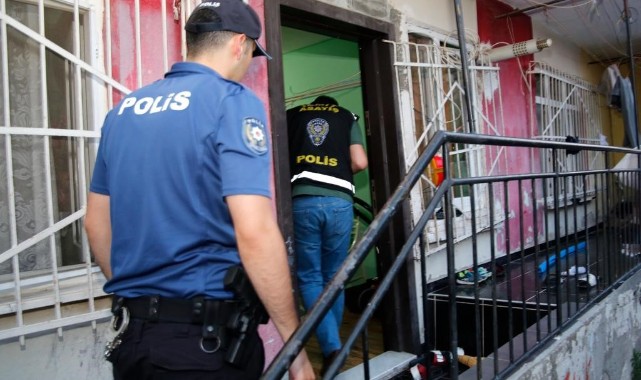 Yurt genelinde aranan kişilere operasyon!