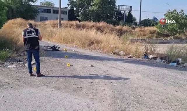 Kocaeli'de boş arazide silahla vuruldu