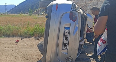 Mıcıra kapılan otomobil devrildi: 1 ölü, 2 yaralı