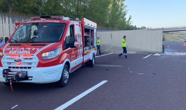 Otobüs ile tır çarpıştı: 1 ölü, 4 yaralı