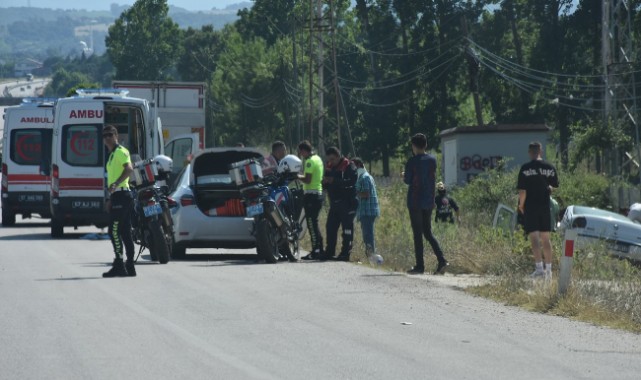 Otomobil su kanalına sürüklendi: 7 yaralı