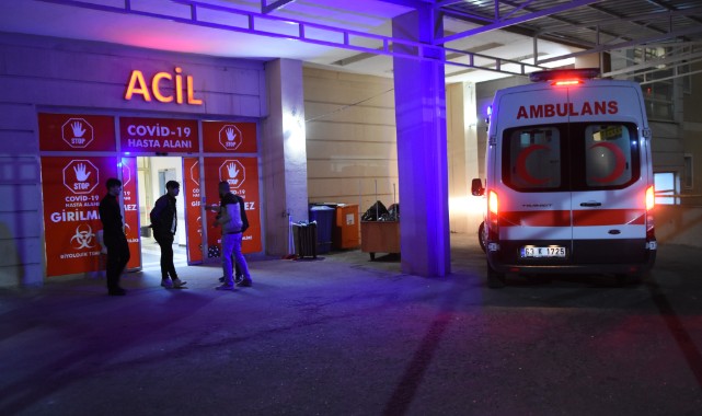 Urfa'da minibüsü sürücüsü feci şekilde hayatını kaybetti