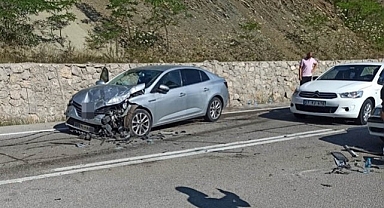 Trafik kazası: 11 yaşındaki çocuk öldü, 8 yaralı