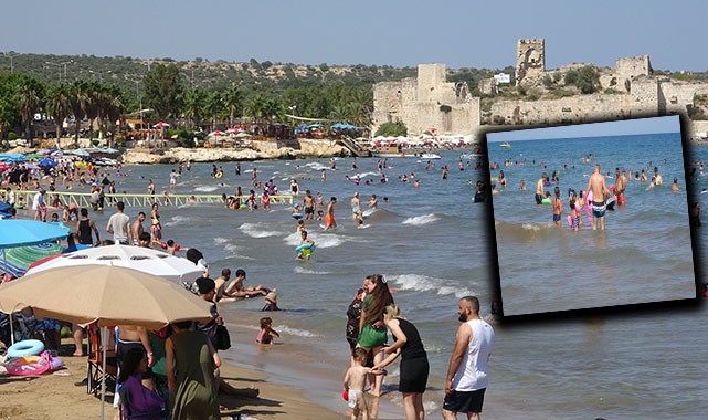Urfalı vatandaşlar tatilin keyfini Mersin'de çıkardı