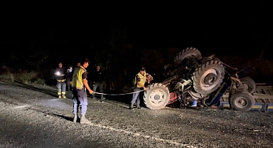 Yolcu otobüsü traktöre çarptı: 3’ü ağır 6 yaralı