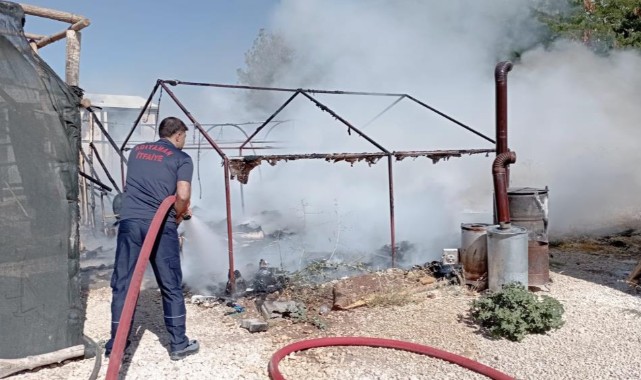 Adıyaman’da çadırlar küle döndü