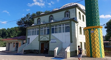 Cami çıkışı silahlı çatışma: 2 ölü, 7 yaralı