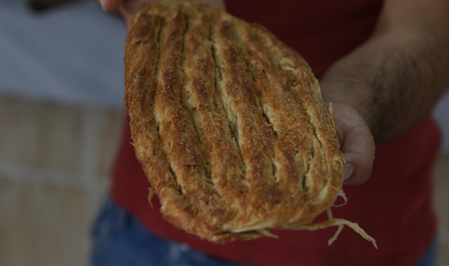 Coğrafi işaretli yokluk ekmeği: “Tahinli pide”
