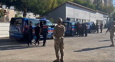 DEAŞ operasyonunda 4 zanlı tutuklandı