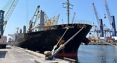 Denizde tonlarca kaçak akaryakıt yakalandı