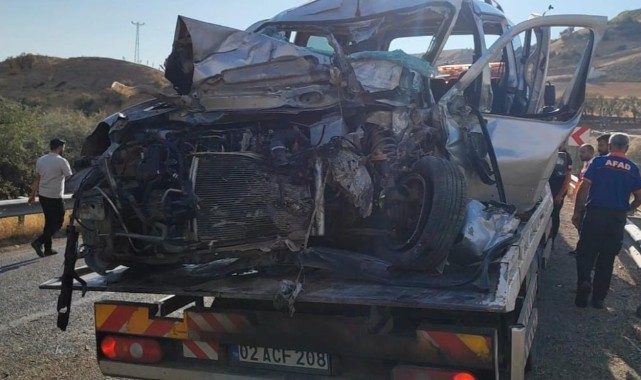 Kahta’da feci kaza: 6’sı ağır 7 yaralı