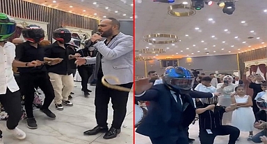 Motorcu damat düğününde kaskla doyasıya eğlendi
