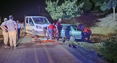 Şanlıurfa'da gece saatlerinde kaza! 1'i ağır 2 yaralı