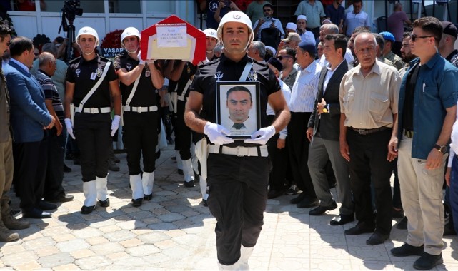 Şehit polis Kütük'ün cenazesi Hatay'da defnedildi