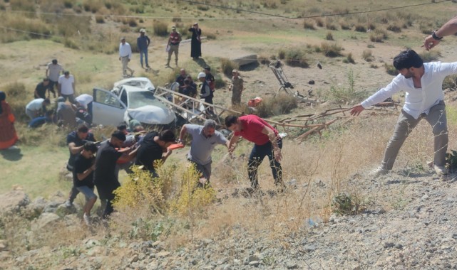 Van'da trafik kazası: 1 ölü, 3 yaralı