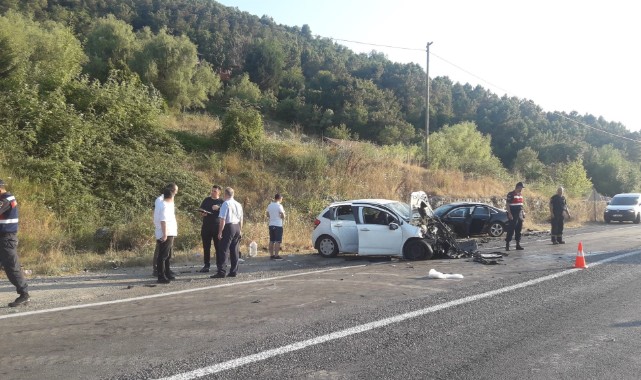 Yalova'da feci kaza: 2 ölü, 5 yaralı