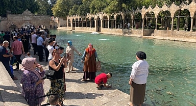 Balıklıgöl Yerleşkesi'nde ziyaretçi yoğunluğu