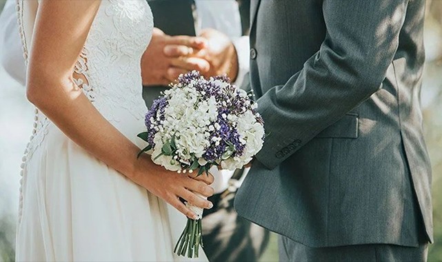 Evlenmek isteyenlere müjde! Evlilik kredisinin detayları açıklandı