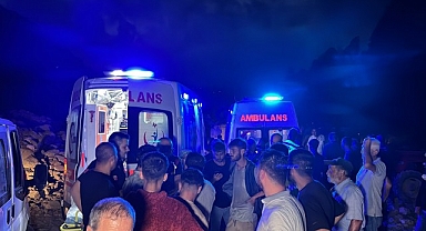 Fındık işçilerini taşıyan traktör şarampole yuvarlandı: 13 yaralı