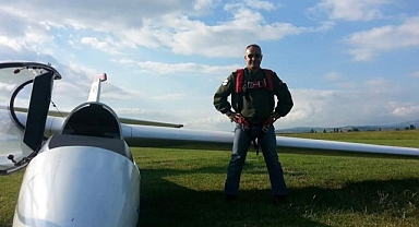 Havada yelkenkanatlar çarpıştı: 1 pilot öldü, 1 pilot yaralı