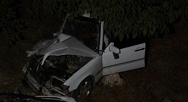 İşçi servisi ile otomobil çarpıştı: 13 Yaralı
