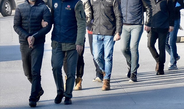 İstanbul'da FETÖ operasyonu: 8 gözaltı