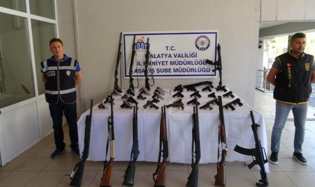Malatya'da yılın en büyük silah operasyonu: 9 tutuklama
