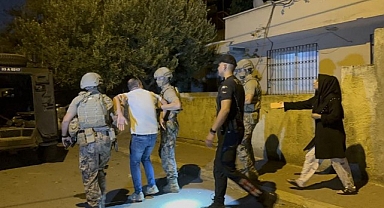 Mersin'de terör ötgütü destekçilerine operasyon: 12 gözaltı