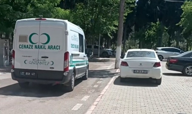 Nizip'te damdan düşen yaşlı adam öldü