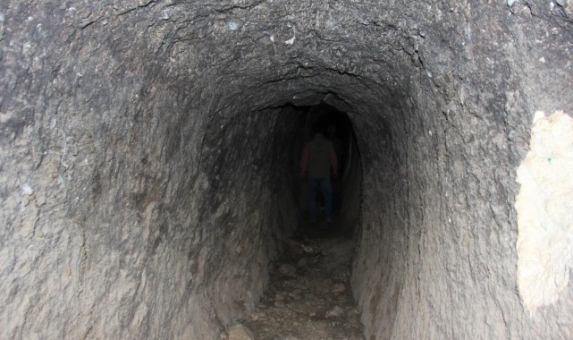 Romalılar tarım arazilerini sulamak için dağları delmiş