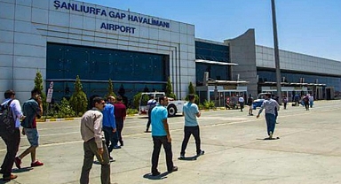 Turizm merkezlerindeki havalimanlarını 8 ayda milyonlarca yolcu kullandı