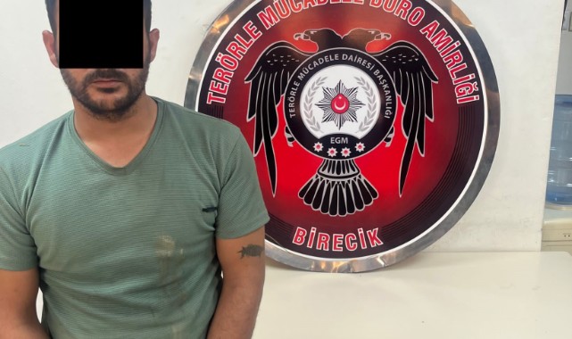 Urfa'da yasa dışı yollarla yurda giren terörist tutuklandı