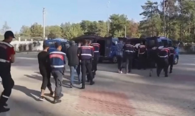 21 ilde zehir tacirlerine operasyon! Yüzlerce kilo uyuşturucu ele geçirildi