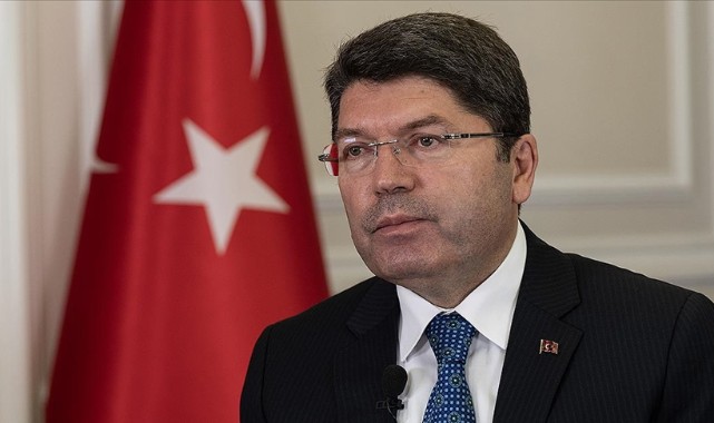 Bakan Tunç, bombalı saldırıyı lanetledi