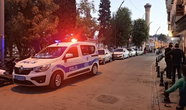Bıçaklı saldırıya uğrayan imam ağır yaralandı