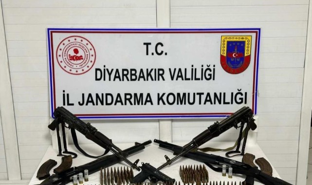 Diyarbakır’da yapılan operasyonda uzun namlulu silahlar yakalandı