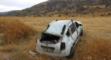 Domuza çarpan araç takla attı: ölü ve yaralılar var