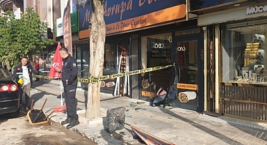 İki kardeşin kavgası kanlı bitti: 1 yaralı