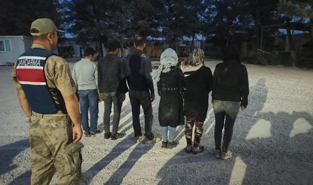 Kilis’te 6 düzensiz göçmen yakalandı