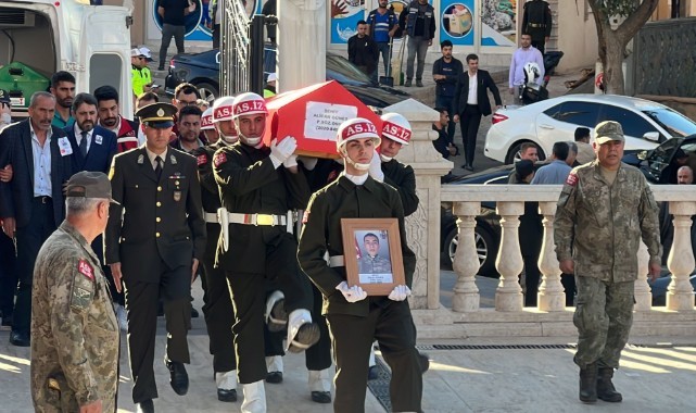 Maraşlı şehit son yolculuğuna uğurlandı