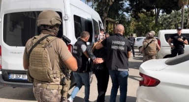 Muz yüklü konteynerde kokain ele geçirildi! 3 tutuklama