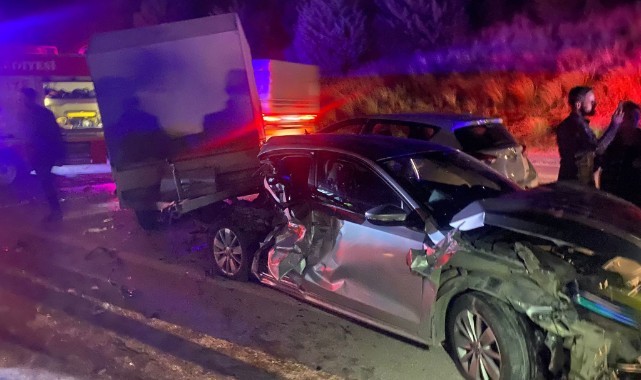 Otoyolda zincirleme trafik kazası: 10 yaralı