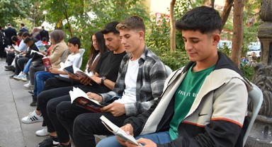 Şanlıurfa'da kitap okuma farkındalık etkinliği