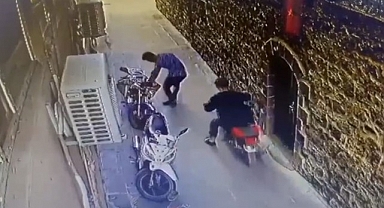 Taziyeye giden Urfalı vatandaşın motordaki parası çalındı!