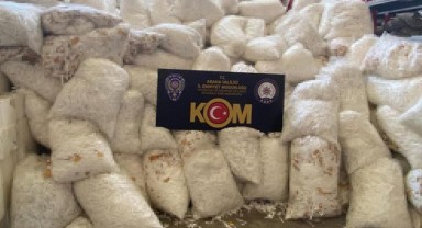 Adana'da 37 milyon TL'yi aşan makaron ele geçirildi