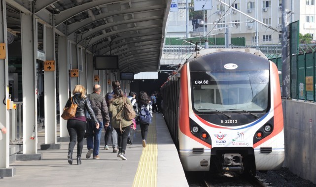 Ara tatilde vatandaş, yüksek hızlı trenleri tercih etti