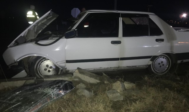 Araçların hurdaya döndüğü feci kazada 6 kişi yaralandı