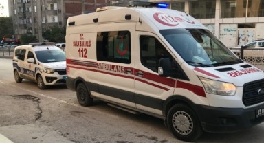 Asansörle birlikte zemine çakılan çocuk yaralandı